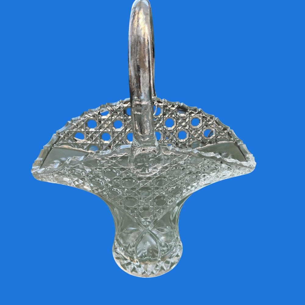 LE Smith Crystal Glass Innovation Buttons Stars Leaves Basket Vase (eg)